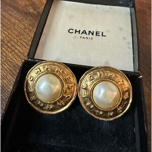 Chanel Vintage earrings